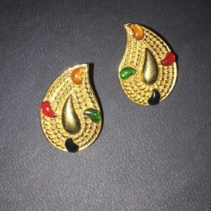 Vintage Avon Gold Paisley Earrings